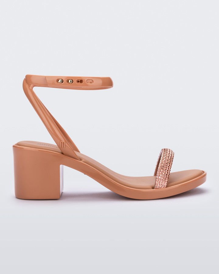 Melissa Tacón Brillante Marrón Elegancia y Estilo para Cada Ocasión