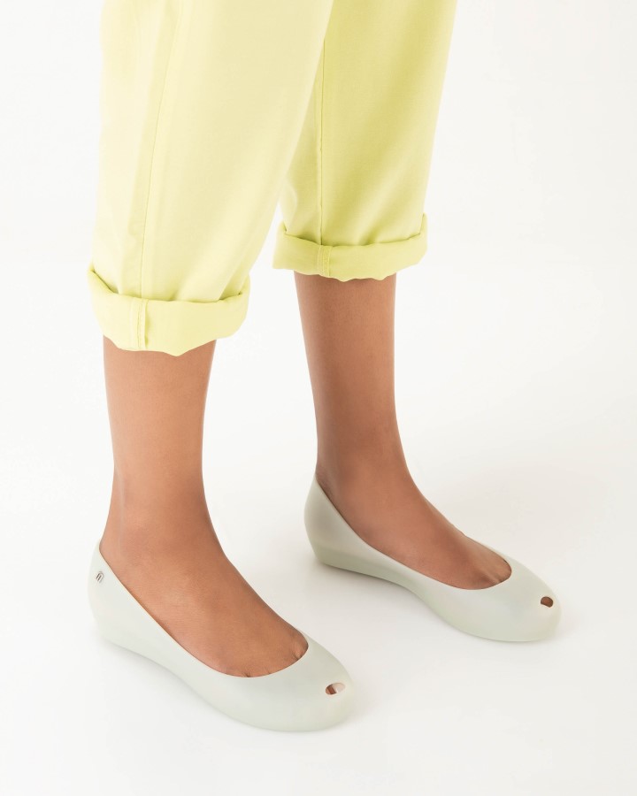 Ultragirl Básico II Zapatilla Verde Melisa Moderna